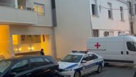 Komšije osetile dim iz stana, vatrogasci razvalili vrata i zatekli dva tela: Prvi snimak drame na Zvezdari