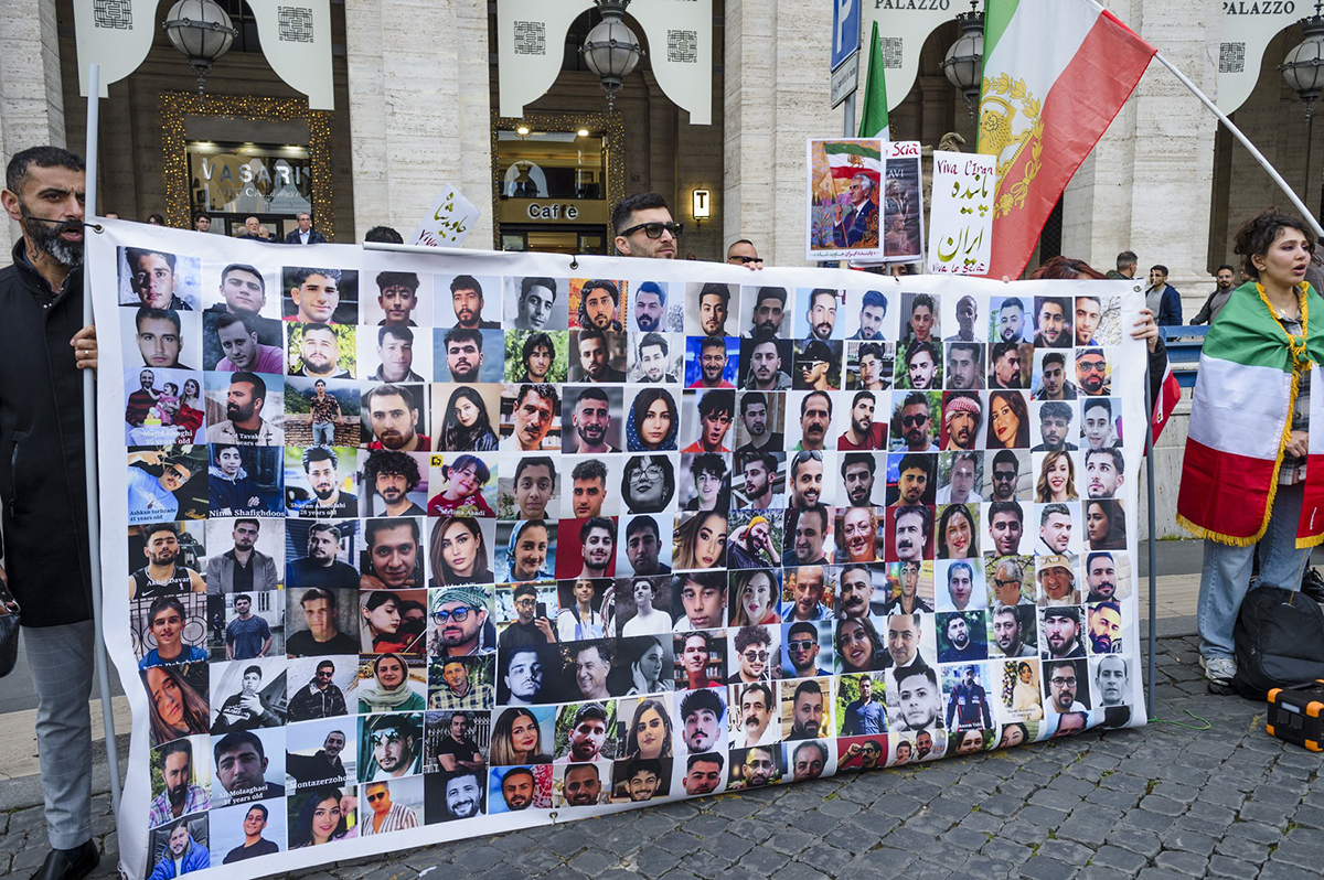 "Možda ih više nikada neću videti": Porodice u strahu dok Iran šalje opozicionare na vešala