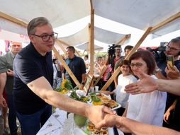 Aleksandar Vučić u Vladimirovcima