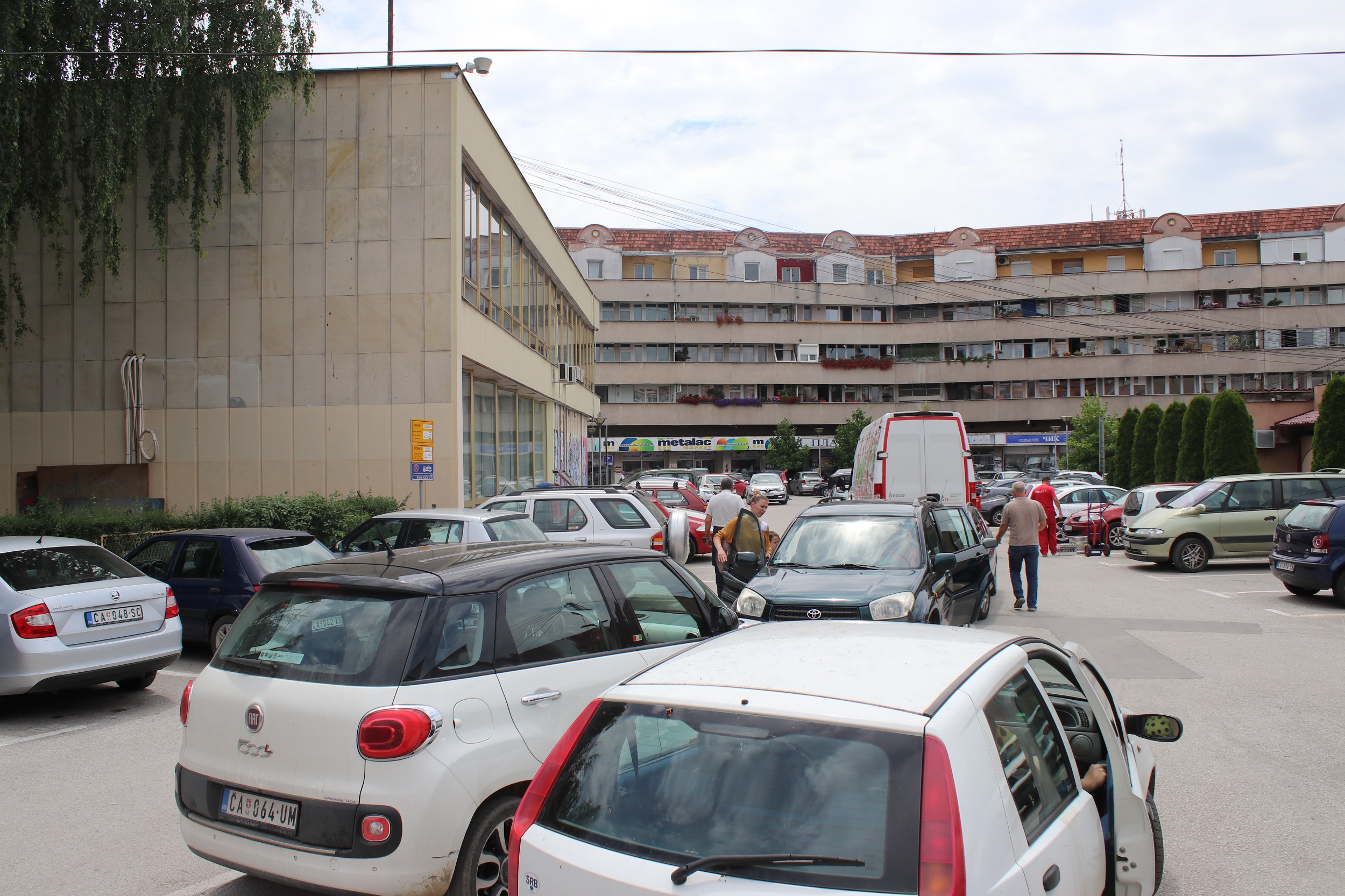 Čačani, oprez! Stižu nove kazne, trotoari, prilazi i nepropisno parkiranje posebno na udaru