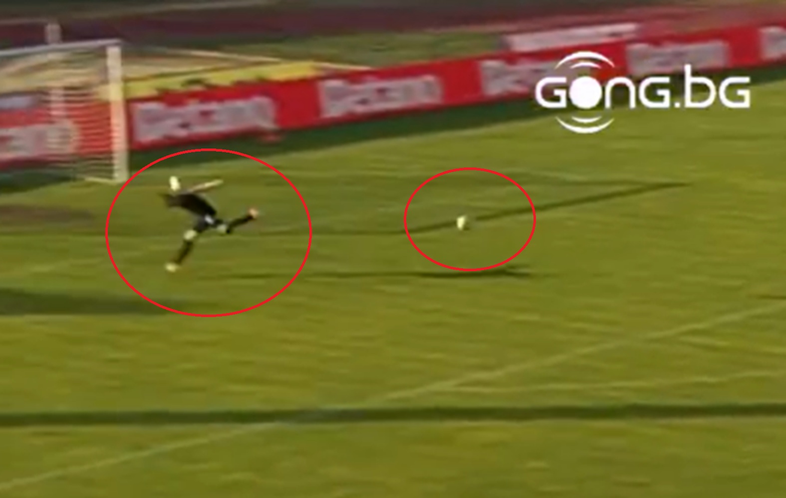 Svi se smeju zbog prvog gola u sezoni, pobedili Partizan 3:0, njihov golman se sada izblamirao za sve pare
