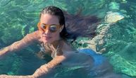 Naša voditeljka uživa u pravom raju na odmoru: Skinula se u bikini, a jedna njena rečenica osvojila sve