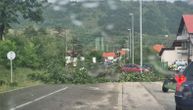Hitno se sklanjajte sa ulica: Stiglo SNAŽNO nevreme u Srbiju - evo koje delove je pogodilo