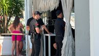 Prvi snimak sa prekinutog Darinog nastupa: Policija upala, od Bubamare i Kaće se nisu odvajali pola sata