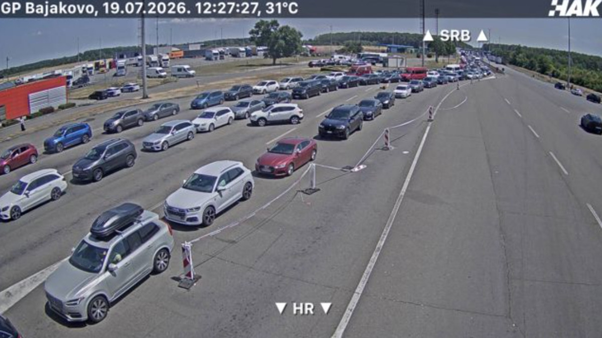 Ko se vraća s mora, neka se naoruža strpljenjem: Kolona na ulazu iz Hrvatske u Srbiju duga 10 kilometara!