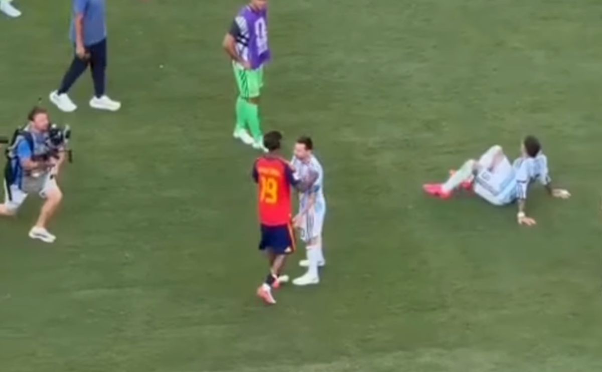 Šmekerski potez Lamina Jamala posle osvajanja Mundijala! Prišao Mesiju, a evo kako je Leo reagovao