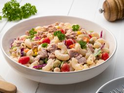 testenina, salata, hladna testenina, testenina sa tunjevinom