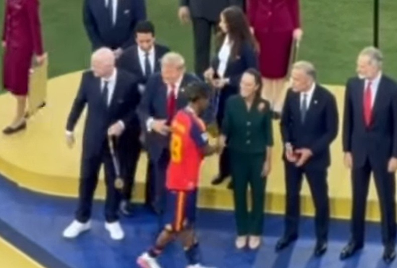 Svi su čekali da vide susret između Donalda Trampa i Lamina Jamala posle finala Mundijala