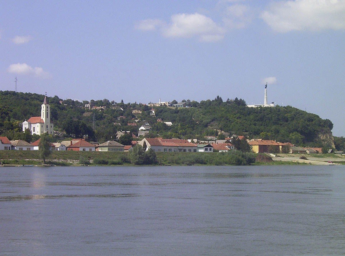 Povukao se Dunav kod Opatovca, a iz dubine izronila olupina: Zapis iz 1937. godine otkrio fascinantnu vezu