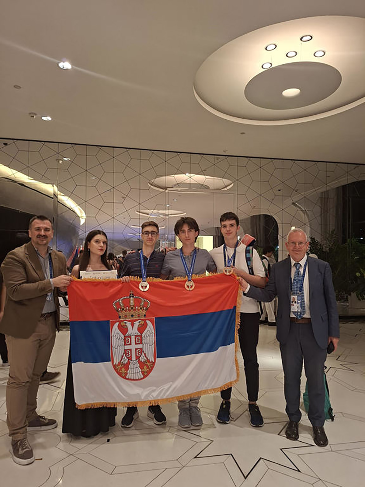 Bravo deco! Tri medalje za srednjoškolce iz Srbije: Filipov uspeh ima poseban značaj