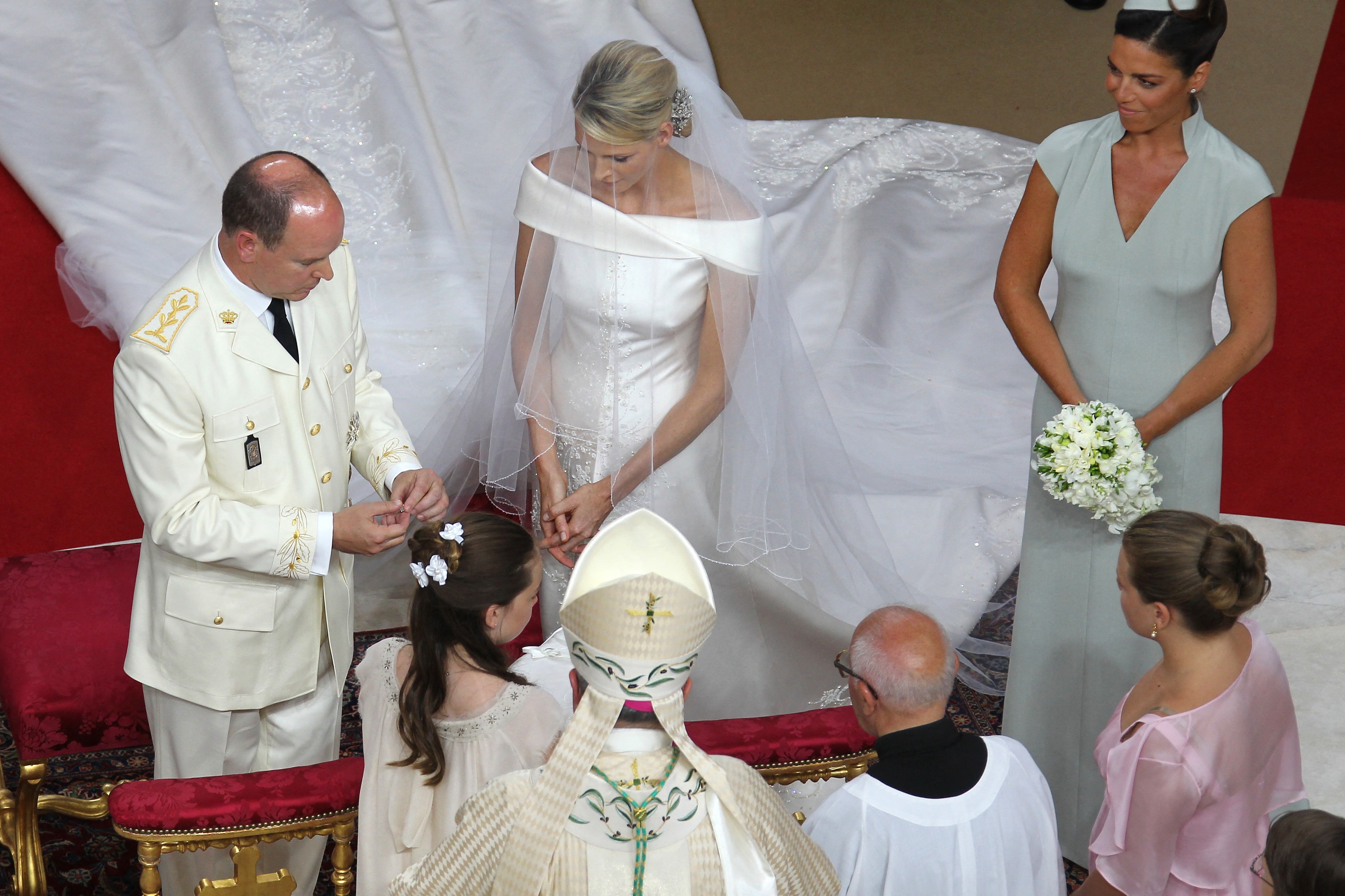 Jedna je od najlepših princeza, a imala je najtužnije venčanje: Medeni mesec pokrenuo nove glasine