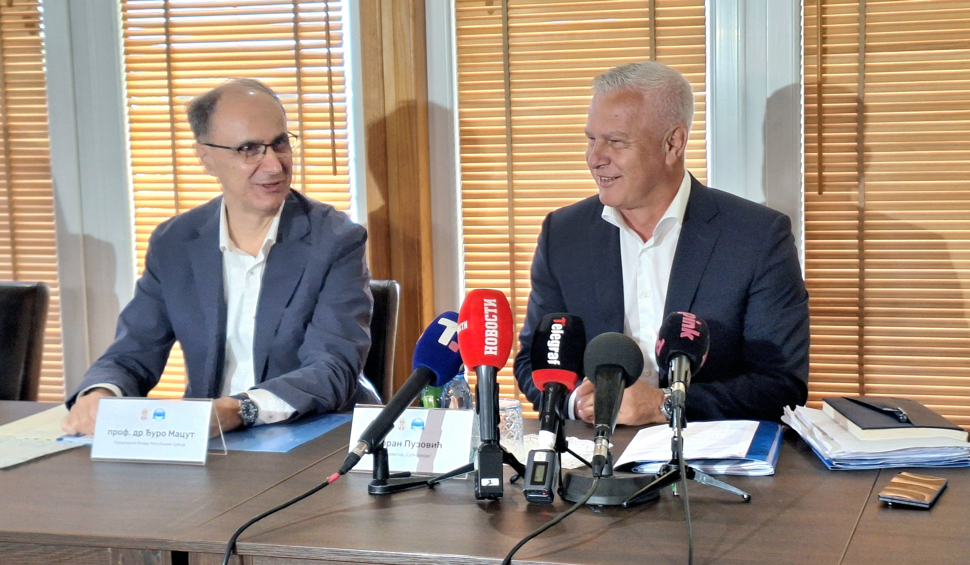 Premijer Macut u poseti preduzeću Srbijavode: U fokusu vodosnabdevanje, zaštita od poplava i nove investicije