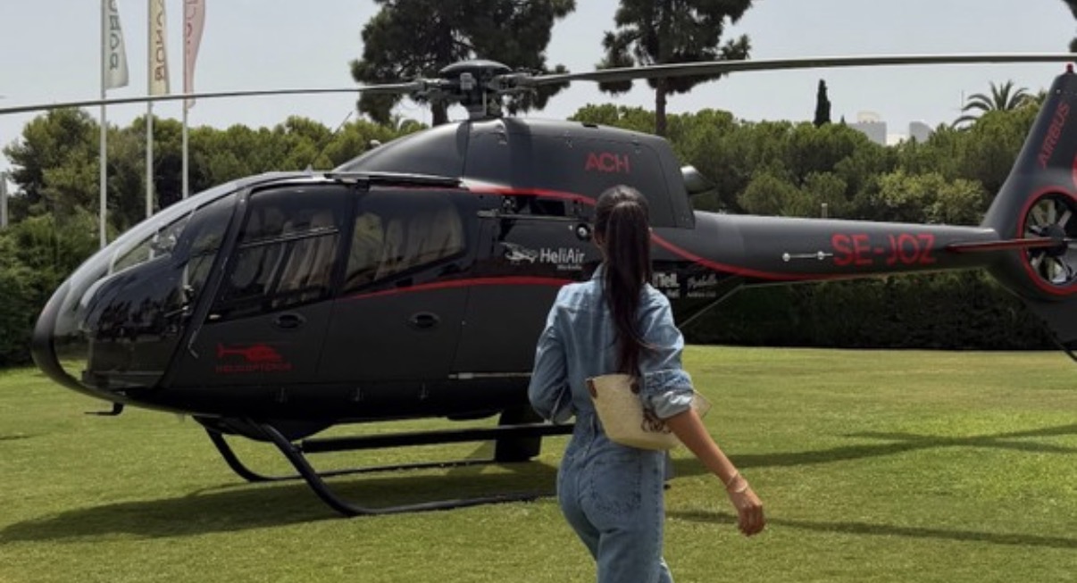 Đina Džinović u Španiji se vozi privatnim helikopterom: Živi kao iz bajke, na rukama stvar od 2.000€