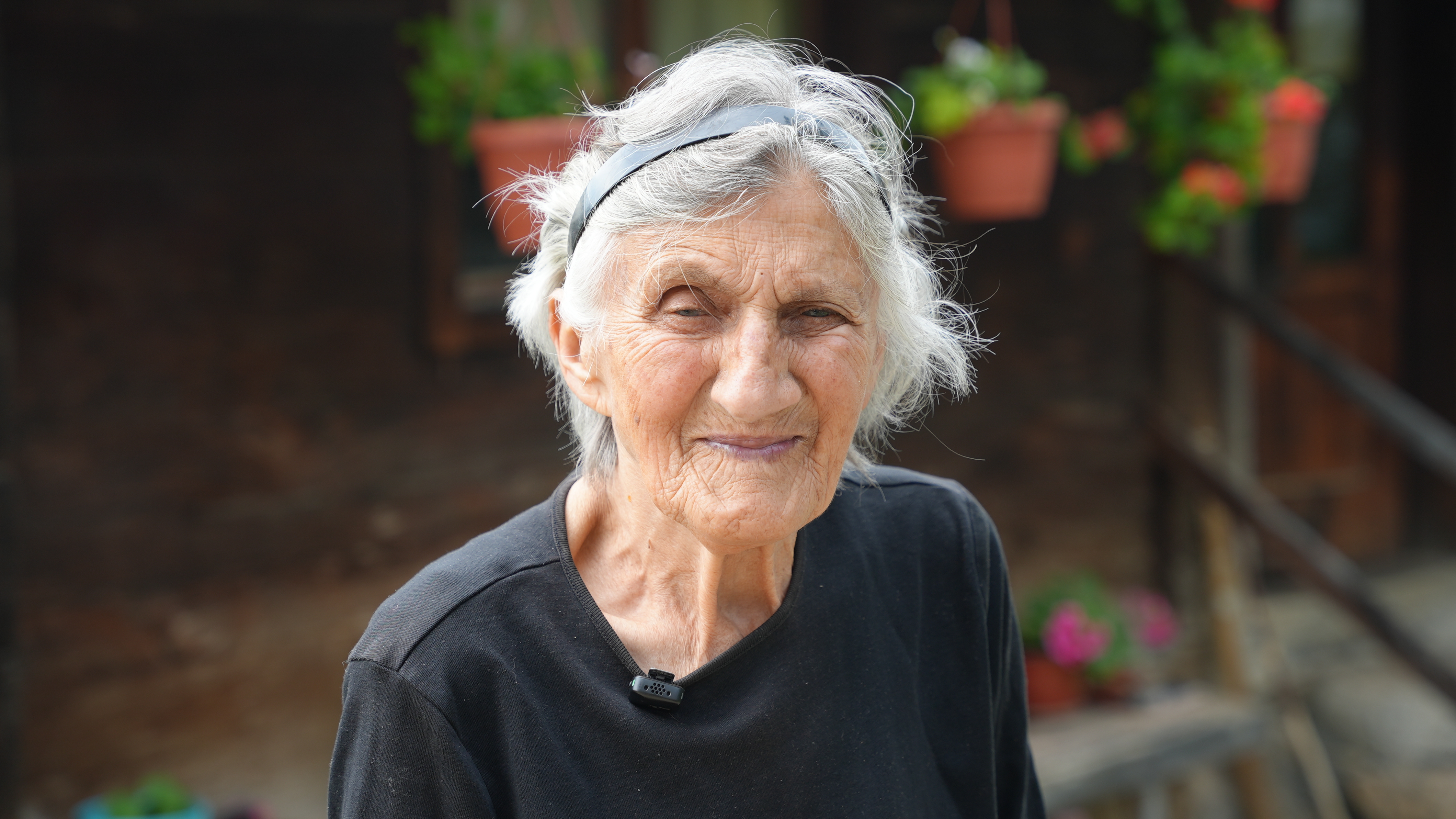 JOŠ BIH GA NOSILA DA JE POŽIVEO: Olga je 60 godina bolesnog sina nosila na leđima, ovo mu je bio najveći strah
