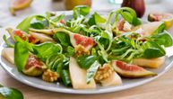 Obrok salata sa dinjom je pravo letnje osveženje: Mediteran na tanjiru koji se sprema za nekoliko minuta