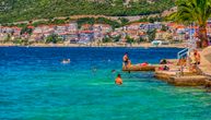 Kafa 1 evro, ćevapi 5, a smeštaj kreće od ove cene: Najjeftiniji grad na Jadranu ovog leta