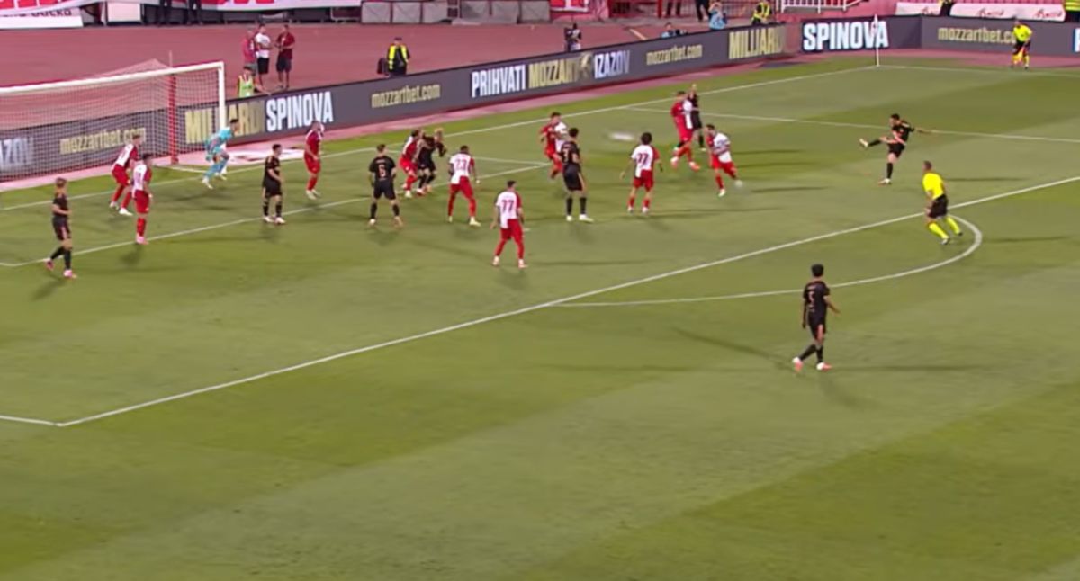 Vojvodina ponovo primila jeftin gol protiv Ajaksa, Berhajs matirao Rosića