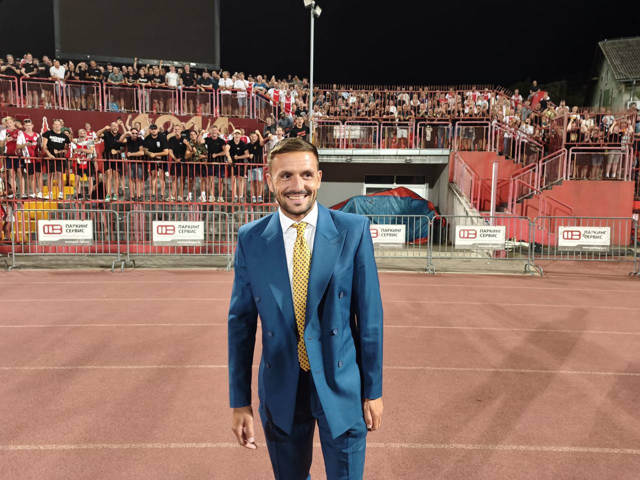 Tadić dobio pitanje o novom klubu, pa se zagonetno osmehnuo: "Ne znam, videćemo..."