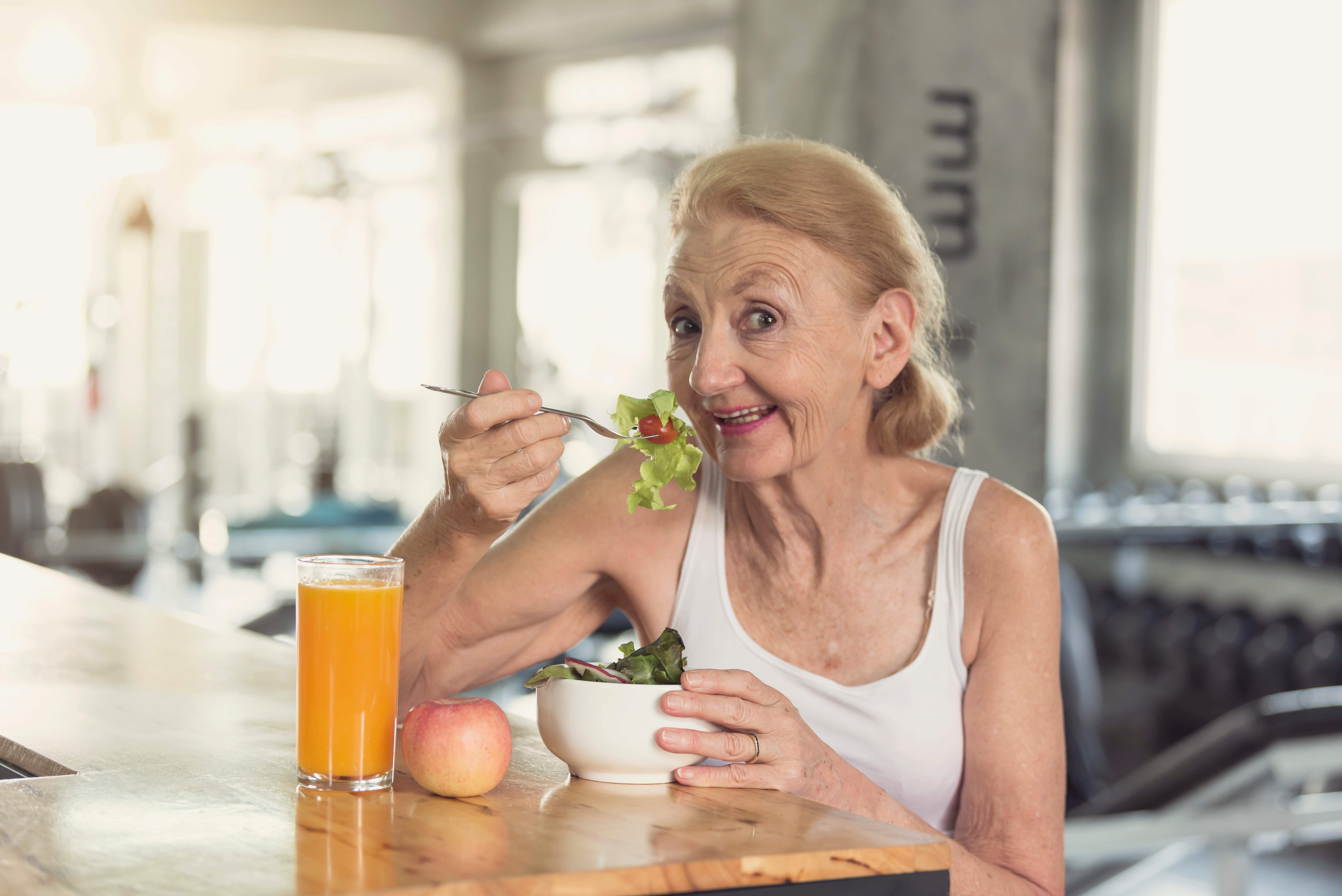 Bore neće nestati same s lica, zato ona u piljari kupi sve ovo za sitan novac: Ne tražite spas u kremama