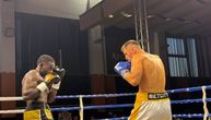 Almir Memić upisao novu pobedu na Balkan Boxingu, Kolumbijac nije imao nikakve šanse!