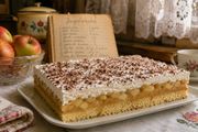 Kolač Jugoslovenka koji je mirisao u gotovo svakoj kući: Sočne jabuke i vanila fil vraćaju pravo u detinjstvo