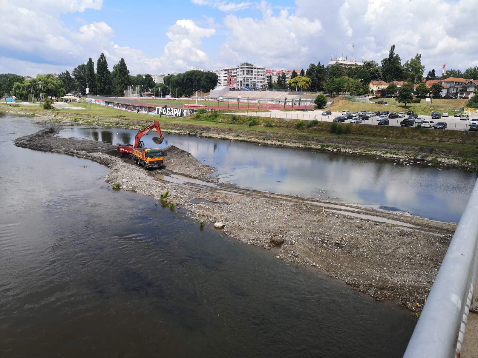"Srbijavode": Uklanjanje rečnog nanosa na Ibru јe zakonom propisana mera redovnog održavanja vodotoka