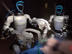 Roboti operisu