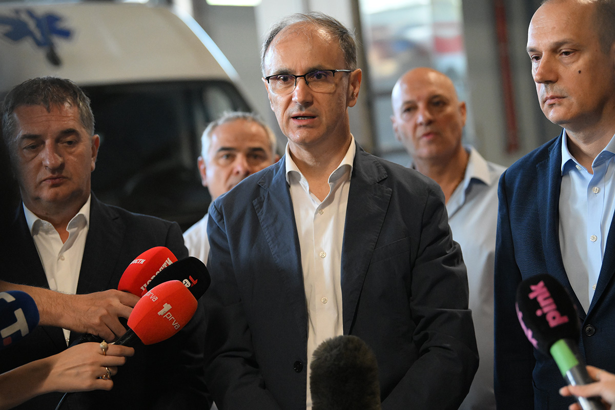 Macut poželeo uspeh srpskim sportistima pred odlazak na Mediteranske igre: "Pokažite svoj talenat i rad"