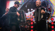 Kraljevo slavilo svog virtuoza: Aleksandar Sofronijević priredio muzički spektakl u rodnom gradu!