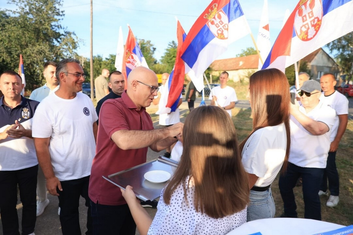 Vučević obišao Bački Sokolac: "Samo ujedinjena Srbija pobeđuje"