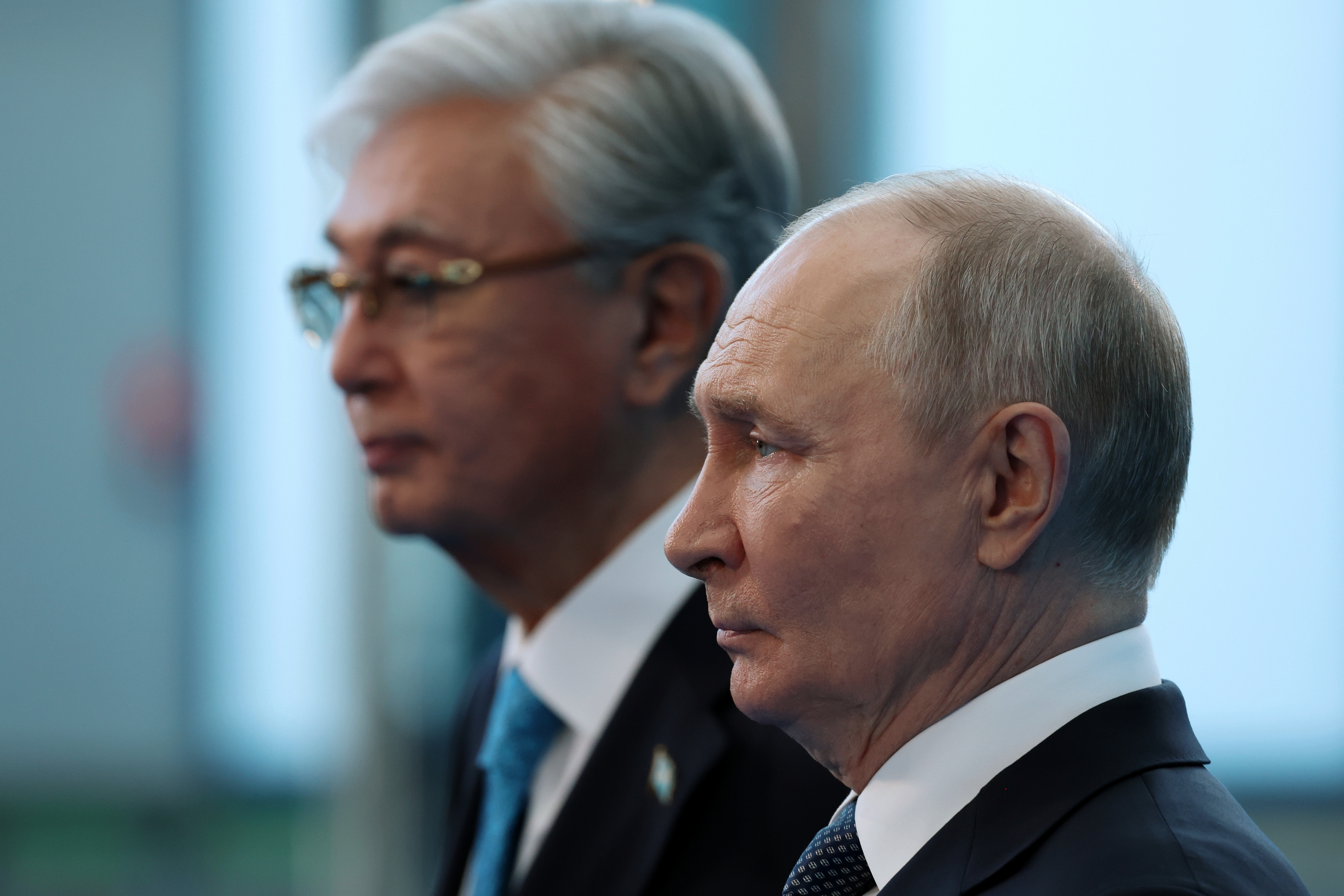 Nije očekivao? Predsednik Kazahstana predložio kraj rata, svi gledaju Putinovu reakciju