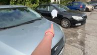 Zašto neki vozači vezuju beli peškir za retrovizor? Malo ljudi zna šta ova poruka zapravo znači