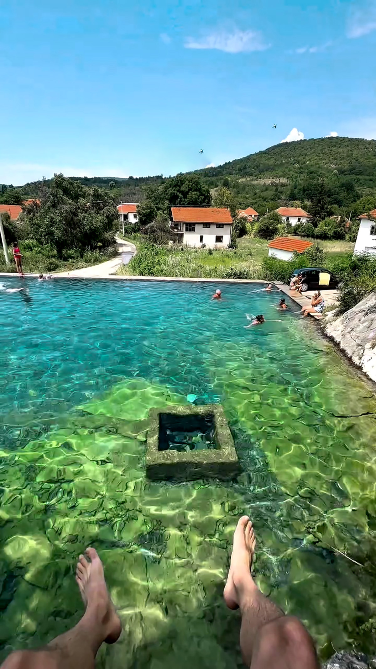Ko kaže da Srbija nema Karibe? Srbi masovno odlaze na more, a ovakav raj imaju u svom dvorištu!
