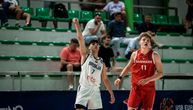Srbija - Danska: Teške vesti sa Eurobasketa, Vuk Danilović doživeo povredu i uz pomoć lekara izašao sa terena
