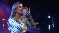 Haljina od 3.000 evra, a na nogama – patike! Marina Visković napravila modni potez o kojem svi pričaju