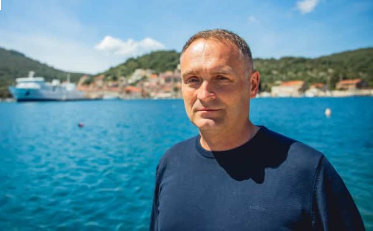 Gradonačelnik u Hrvatskoj patosiran u centru grada! Ostao da leži na zemlji, evo šta je prethodilo tuči