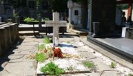 Pre godinu dana obnovljen je spomenik Isidori Sekulić: Skromni grob književnice otkriva njenu ljudsku veličinu
