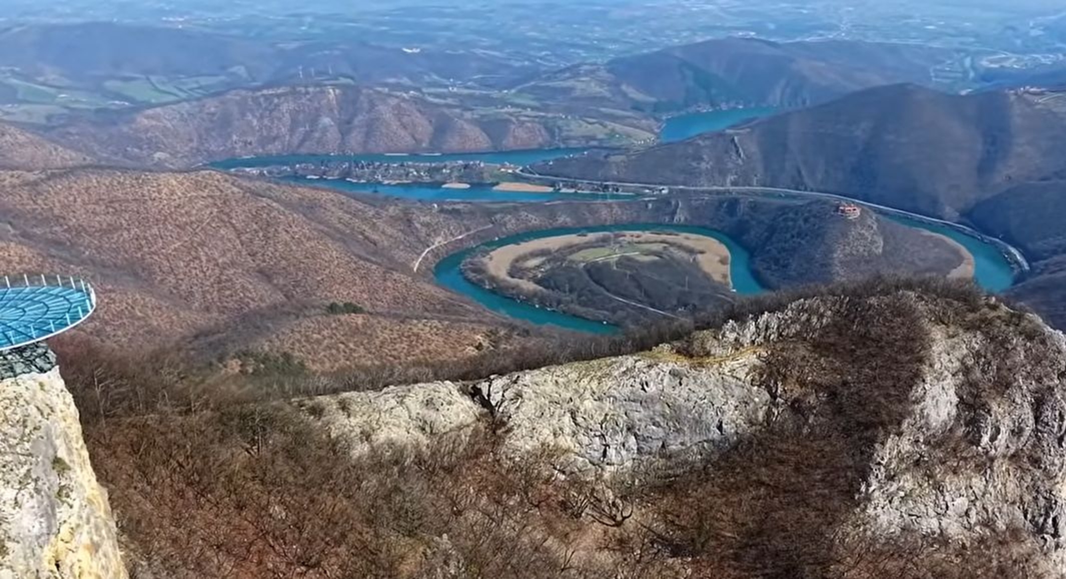 "Može da izdrži i 150 tona!" Predsednik Srbije otkrio detalj koji je sve ostavio bez teksta