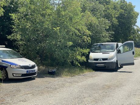 Pucnjava, Batajnica, Policija, Azil