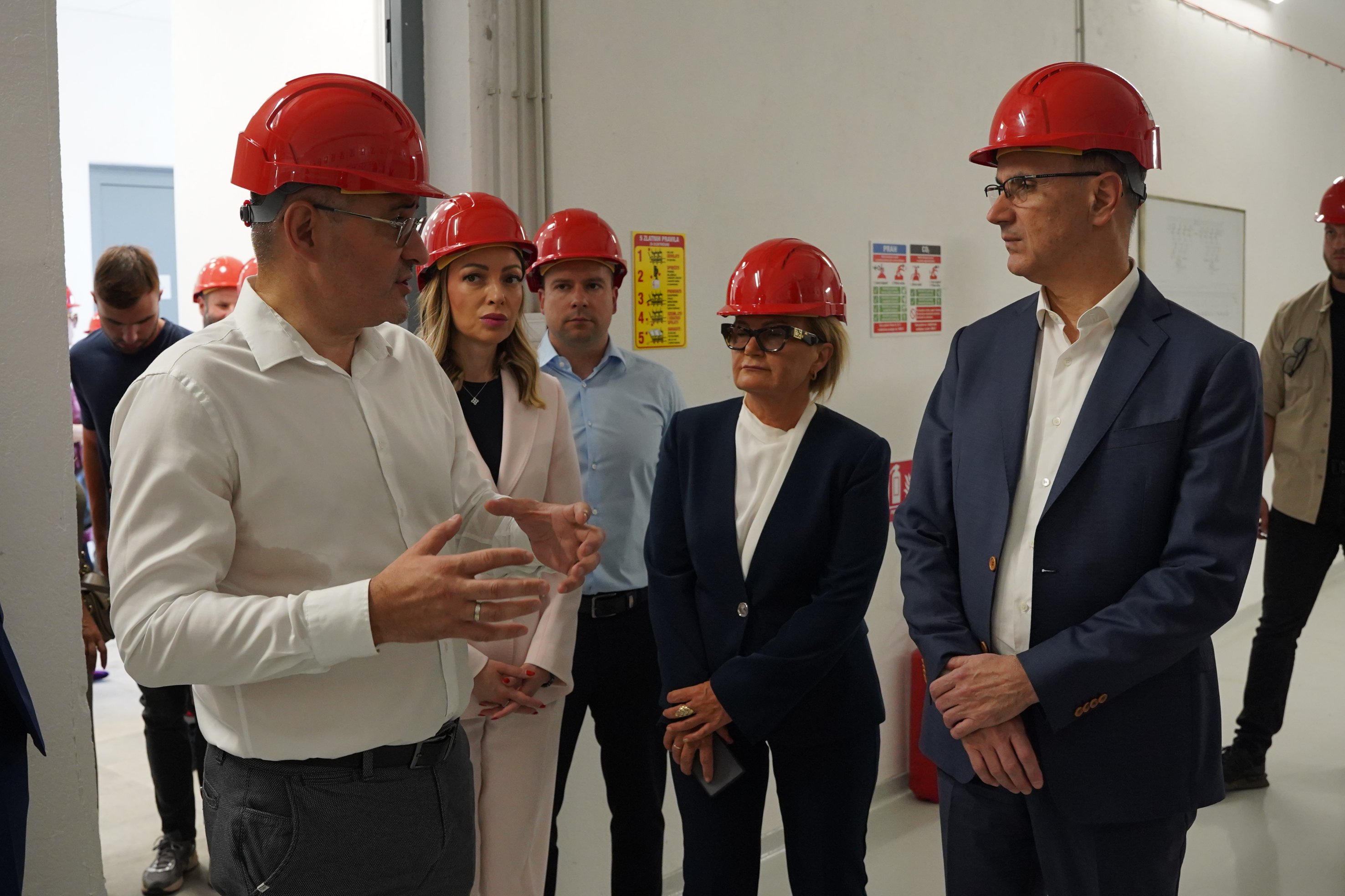 Premijer Macut obišao trafostanicu "Beograd 44": Inženjerski poduhvat vredan 23 miliona evra