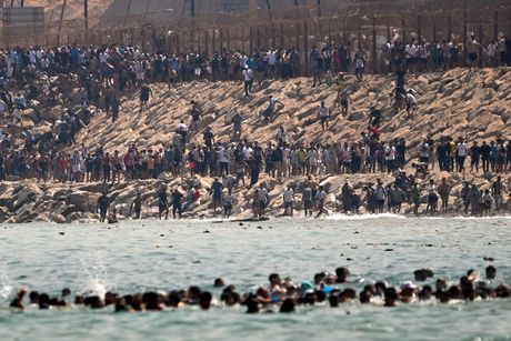 Seuta, Španija, migranti