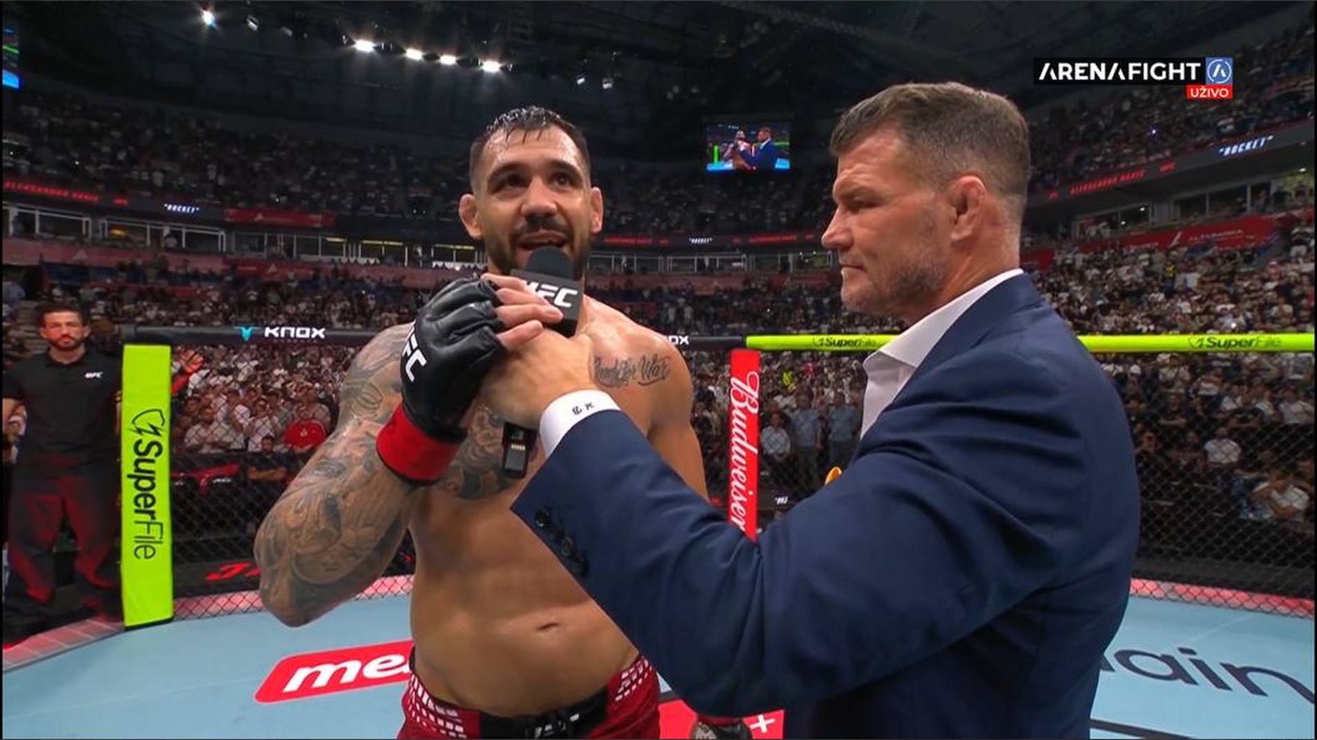 Rakić pobedio na UFC u Beogradu, digao Arenu na noge i poslao moćnu poruku: "Živela Srbija, slava Bogu"