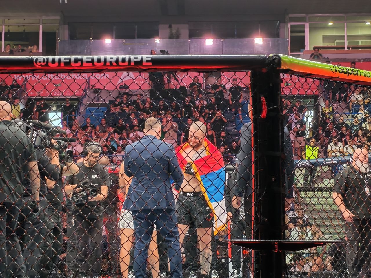 Ove reči će pamtiti ceo UFC! Leka pobedio, obratio se na srpskom, posebno je bilo obraćanje njegovom rivalu