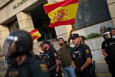Španija, Seuta protesti , Alvise Pérez
