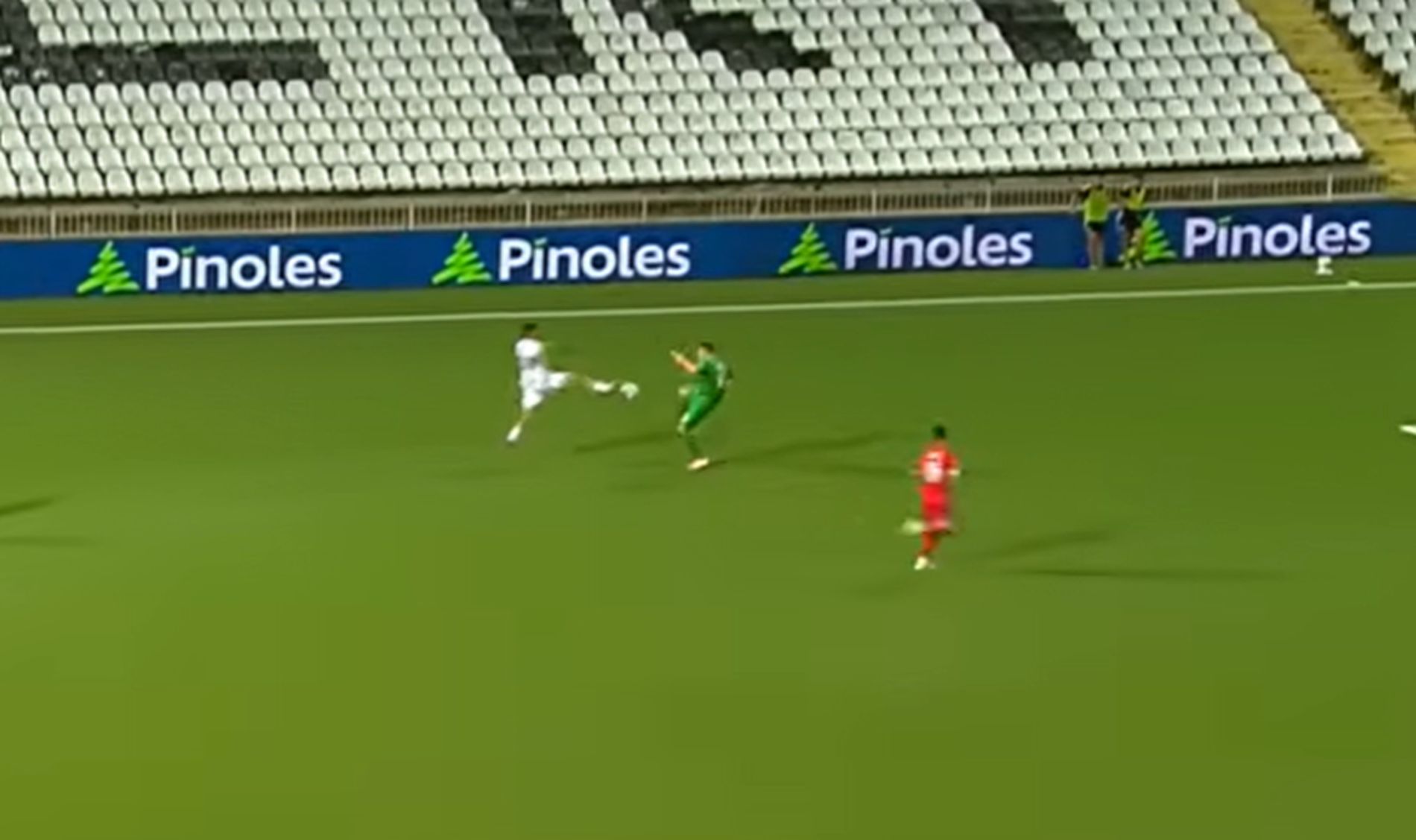 Feđa Dudić opet izgubio u Superligi, plesa Uroša Miladinovića na Banovom brdu će se prepričavati danima