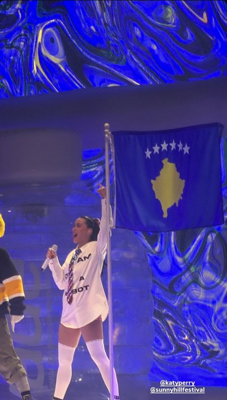 Kejti Peri, Kosovo