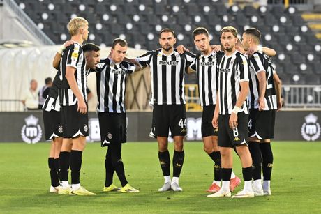 FK Partizan - FK IMT
