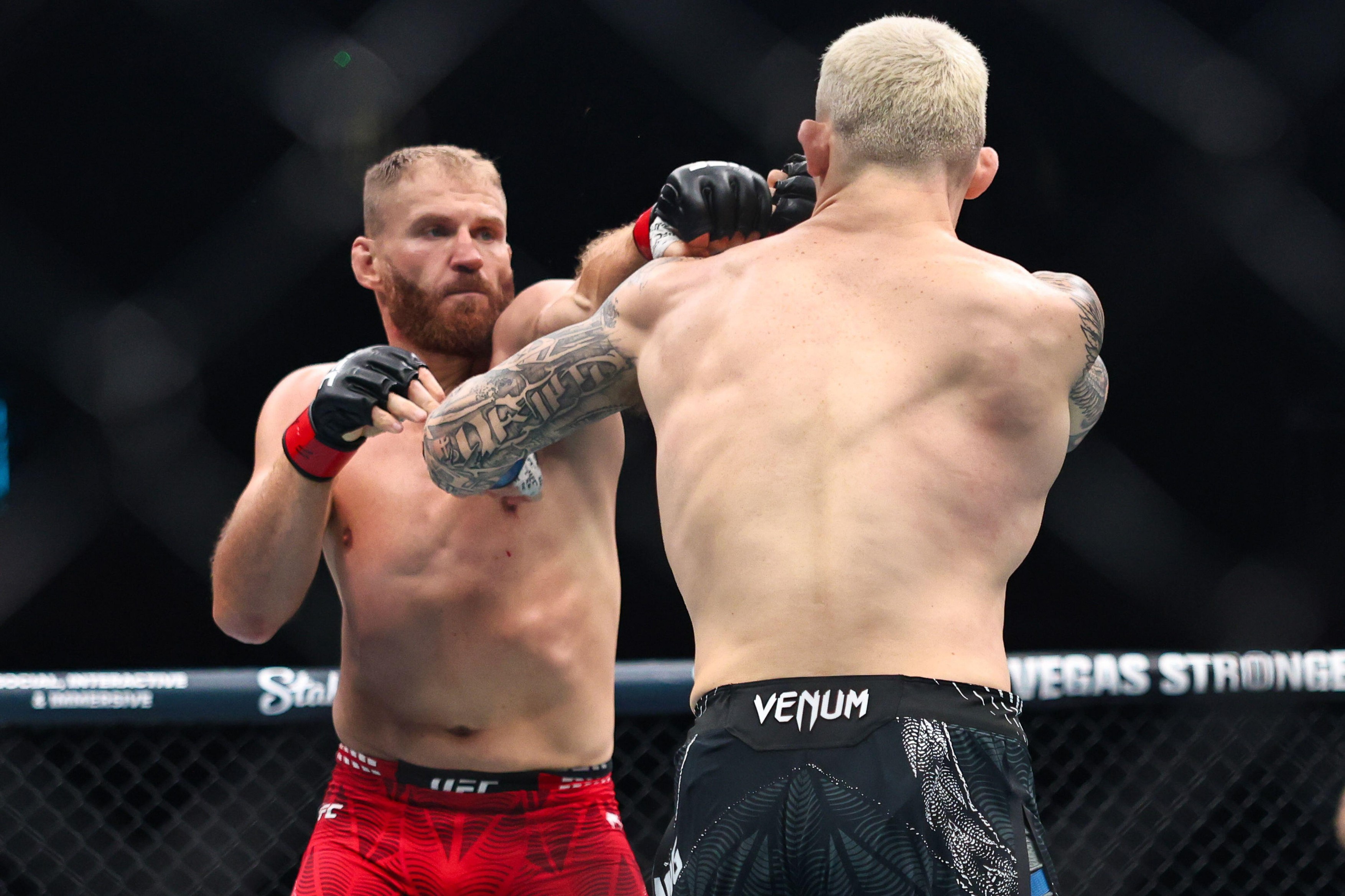 MMA borac pokazao teške povrede nakon UFC Beograda, morali da ga ušivaju nasred lica
