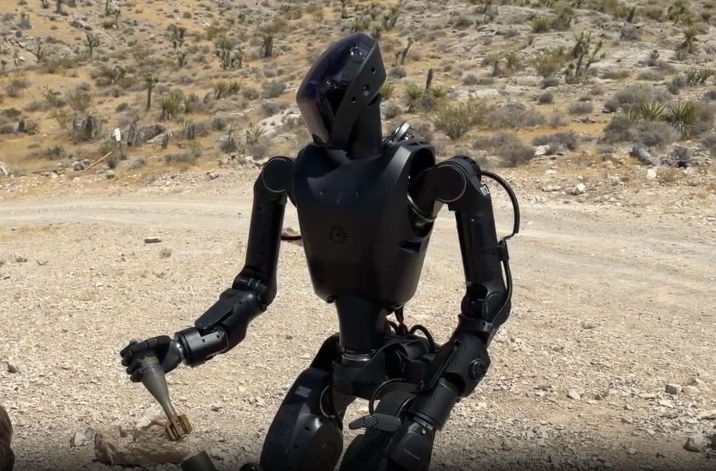 Robot visok gotovo dva metra mogao bi da postane novi vojnik američke vojske
