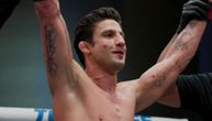 Oglasio se UFC: Umro borac (35), doživeo srčani udar tokom spavanja...